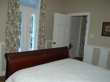 Tux Creek Inn Biloxi Bagian luar foto